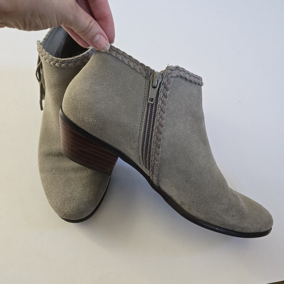 Crown Vintage Tammy Gray Suede Western Style Ankle Boot sz 8.5 - Picture 4 of 10